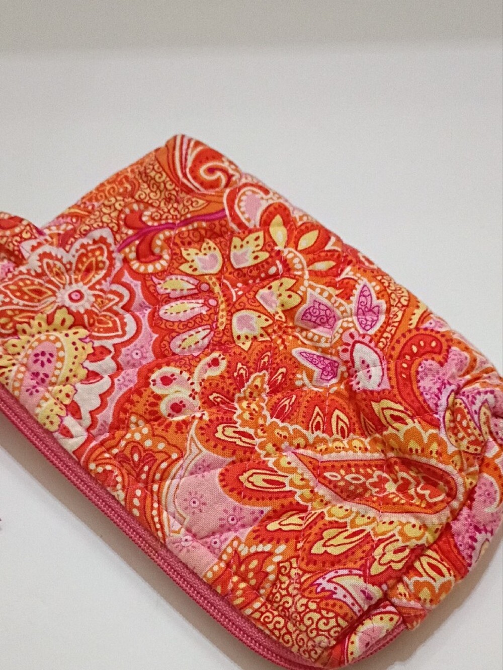 Vera Bradley Pink & Orange Paisley Sherbet Quilted Makeup Bag - Picture 2 of 3